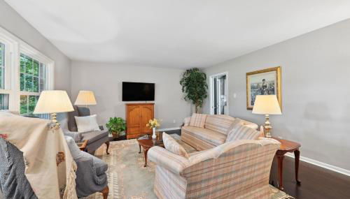 Greensboro Golf Getaway - 9 Mi to Downtown! - Photo 5