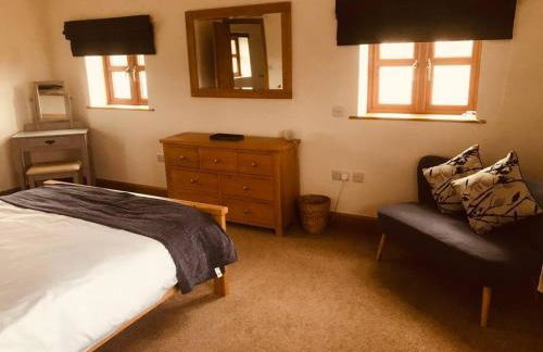 OAKLEY LODGE- LUXURY FARM COTTAGE - Foto 19