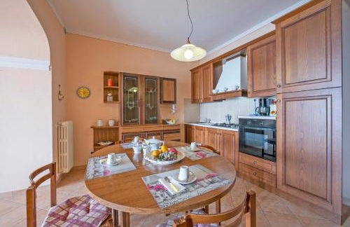 Angela -Terrace & beautiful View lake - Happy Rentals - Foto 11