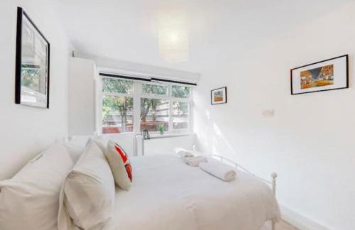 Modern 4BR Kings Cross - Patio & Balcony - Foto 8