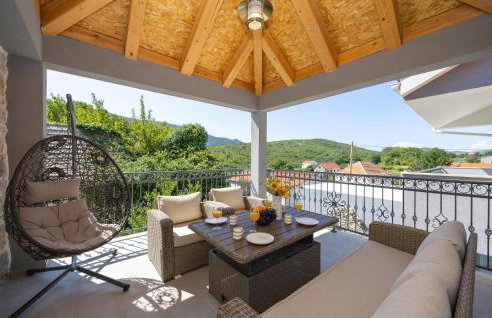 Lovely Home In Ostrvica - Photo 19