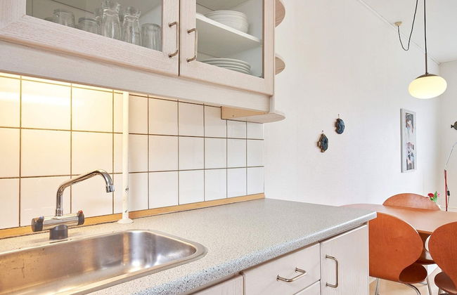 2 Person Holiday Home in Aakirkeby - Foto 15