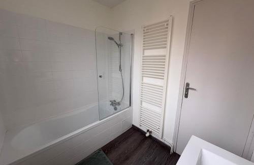 House, garden & garage, Downtown, Near Zenith & A75 - Foto 31