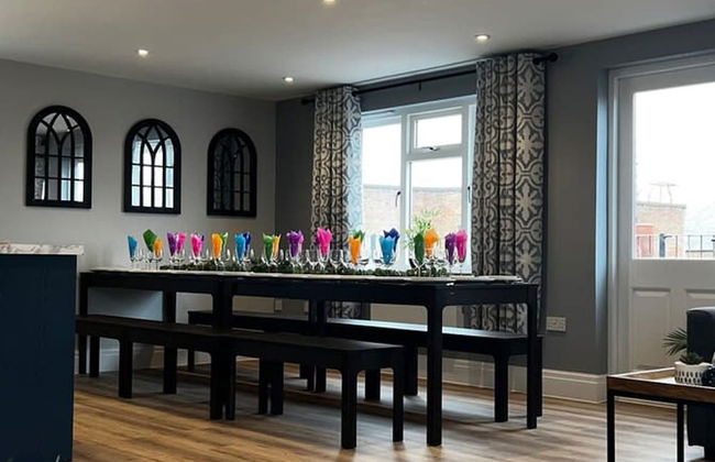 The Gathering On The Rows - City Centre - Photo 61