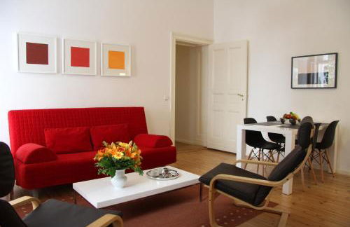 Nollendorf Apartments - 1 separate bedroom and 1 living room with sofa bed in Motzstraße - Foto 48
