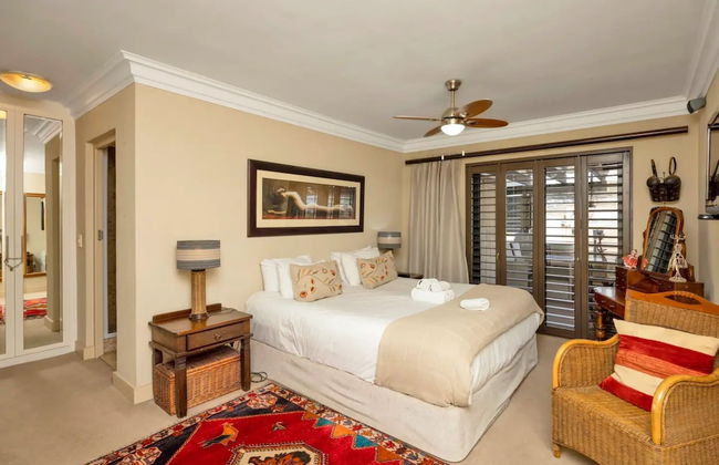 Bright and Stylish Beachfront Apartment - Foto 1