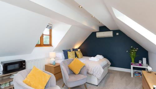 Stunning studio flat with dedicated private garden - Foto 3