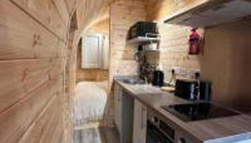 Foundry Farm Arch- pod inspired home - Foto 3, stove, dishwasher