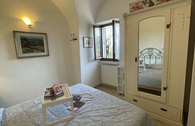 2 bedroom Apartment in Cipressa with garden - Photo 4