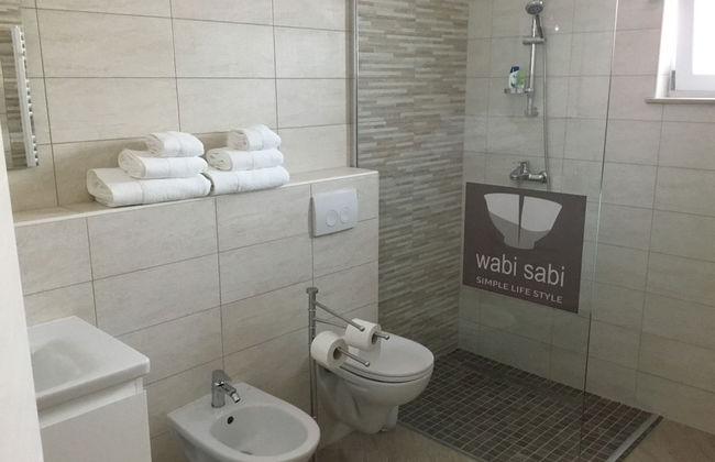 Wabi Sabi Resort & Apartments - Photo 17