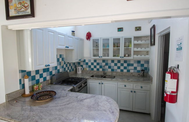 Yellow Canary Beach Villa - Photo 18