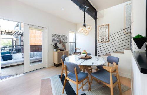 ChampaHouse- Easy access to Rino/Ballpark/Downtown - Foto 25