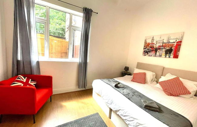 Spacious 2-bed Apartment With Hot tub and Parking - Foto 5