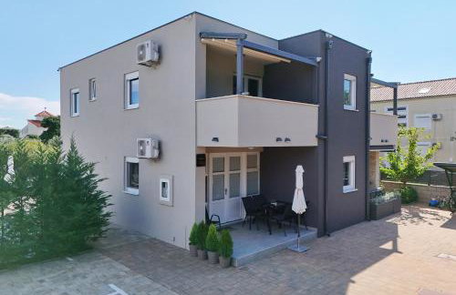 Villa Rocky with heated pool & free bikes - Photo 45