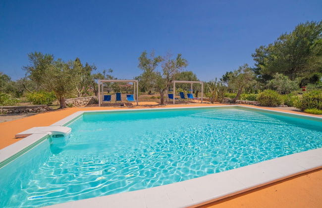 Masseria Le Palmentelle Pool And Garden - Photo 31