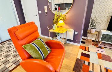 #12 Stylish Canalside Loft with Parking - Foto 20