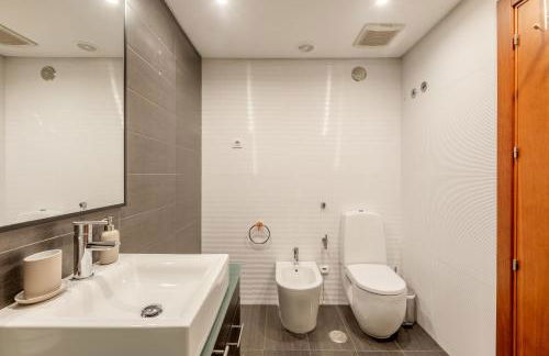 Modern 2 bedroom apt 20 min from city center - Foto 30