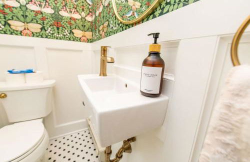 Renovated Downtown Annapolis w 3-Car Parking - Foto 31