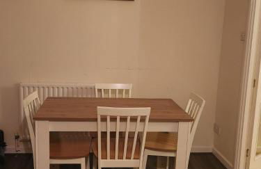 Captivating 3-Bed House in Kent - Photo 13