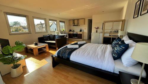 Quiet Garden-View Studio Apartment - Foto 3