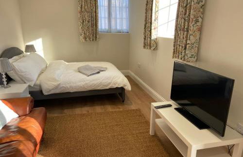 Potcote farm stables accommodation spots stable - Photo 3