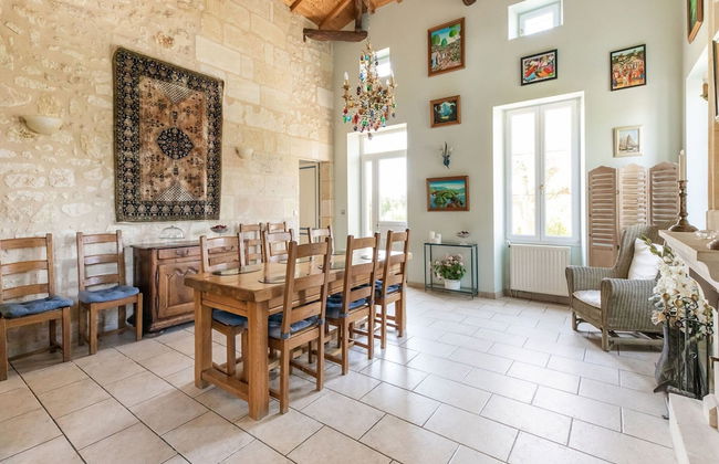 Elegant Chateau Escape - Foto 57