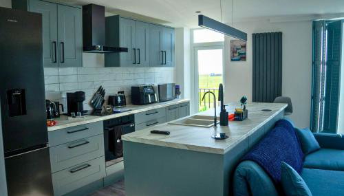 Modern Beachfront Apartment - Foto 3