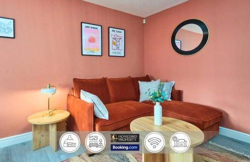 Modern 2BDR House By Homebird Property Management Short Lets & Serviced Accommodation Leeds With Private Parking & Free WiFi - Photo 2