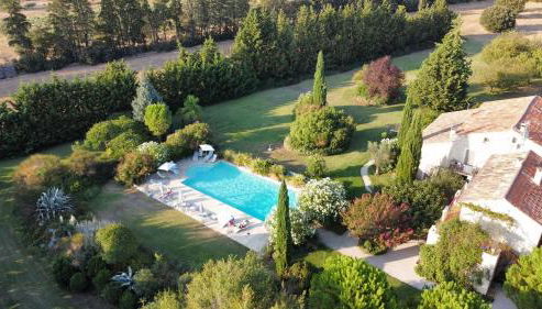 Gîte Crillon - Mas Les Fleurs d'Hilaire - Photo 3, Garden, Garden view
