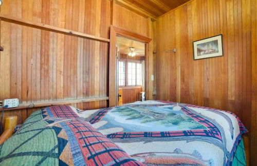 Fish, Boat and Swim Cedarville Gem 6 with Dock Access - Foto 12