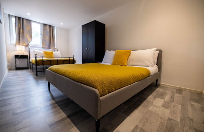 3 Bedrooms-8guests-babycot-15mintopepys-freeparkg - Foto 6