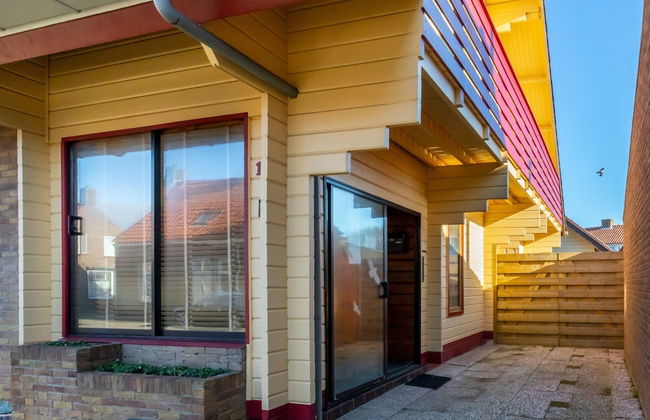 Nice Holiday Home With Beautiful Views - Photo 14