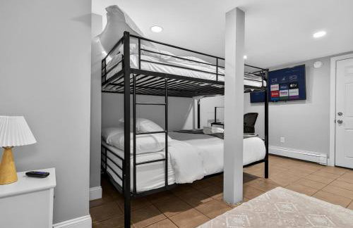 Vintage 2BR apt in Boston with Free Parking - Foto 17