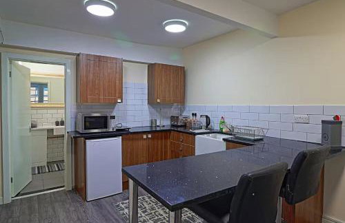 61 Moorfields city centre apartment sleeps 10 - Photo 7