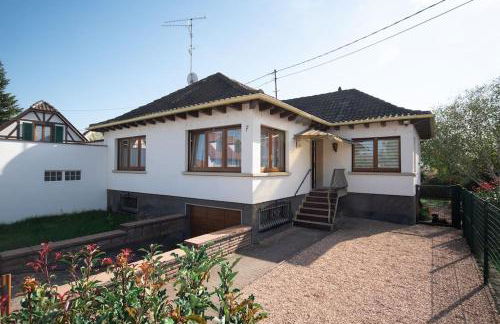 Maison Chaleureuse avec parking gratuit sur place - Foto 1