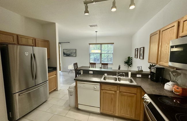 Panoramic 4BR Superior Pool Home Near Disney - Foto 3