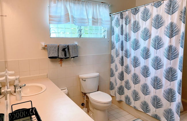 Yancey Largo Villa Perfect Jamaica Ironshore Getaway w Private Pool and Onsite Staff Services by RedAwning - Photo 40