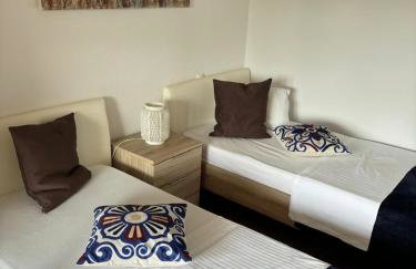 Villa Cecilia - 4 bedrooms, 4 bathrooms, heated inside pool, gym - Photo 24