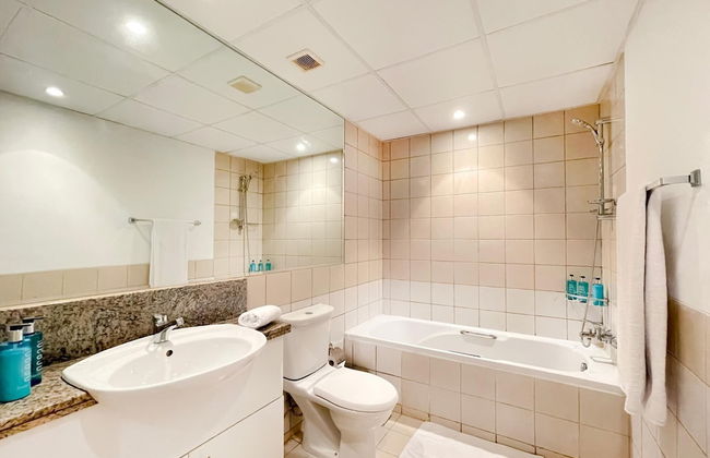 Spectacular 1BR Community View - Photo 12