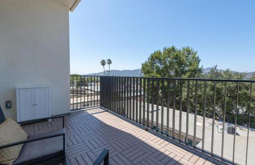 Stylish Apartments in Glendale with Free Parking - Foto 42