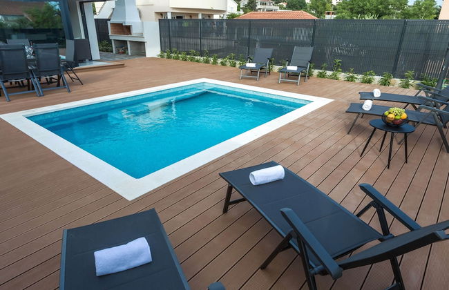 Luxury Villa With Private Pool, Great sea View, Near the Beach - Photo 19