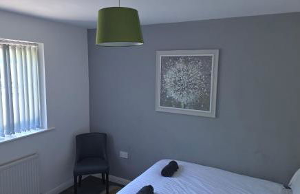 4 Bedroom Home Tameside Greater Manchester Sleeps 8 - Foto 17
