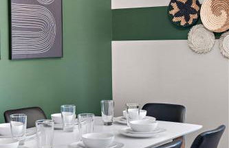 *NEW* Charm on Church ~ Cozy, Modern, Downtown Apt - Foto 26