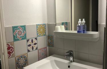 Appartement cosy avec grande terrasse vue mer - Photo 25