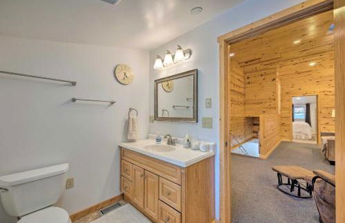 Spacious Kansas Retreat On-Site Disc Golf! - Foto 31