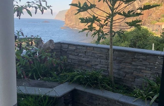 P Delgada 3-bed House, Sleeps 6, Parking & Seaview - Foto 11