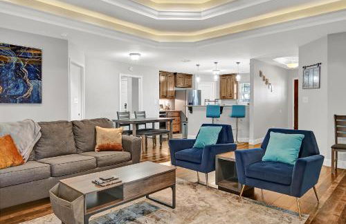 Nice 4-Bedroom home 15 mins from the beach - Foto 5