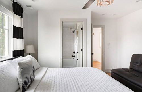 Brand New Luxury Home near Downtown - Foto 30