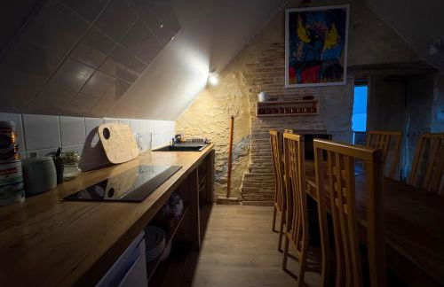 Gîte indépendant pouvant accueillir jusqu'à 6 personnes, situé dans une forêt - Foto 6