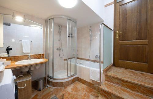 Marivi - Luxury apartment above the beach Žnjan - Photo 29